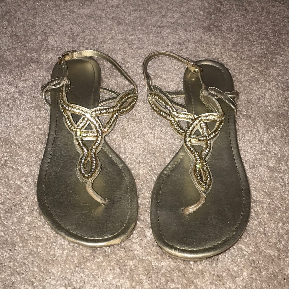Gold studded sandals🌟